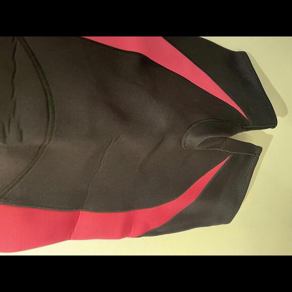 Ladies short wetsuit - Picture 3 of 5